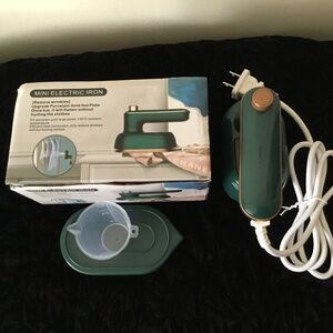 Mini Electric Steam Travel Iron